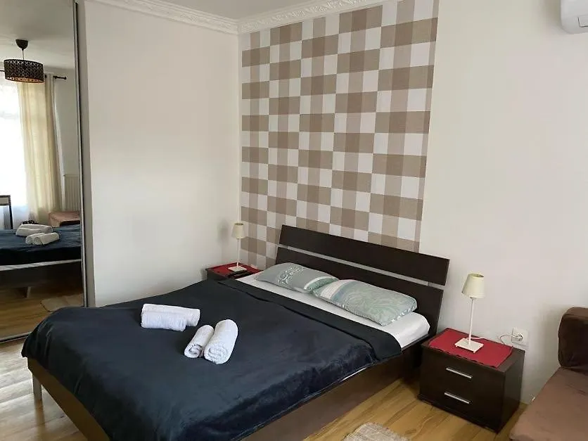 Blaha Nice View Apartment Budapeşte Macaristan